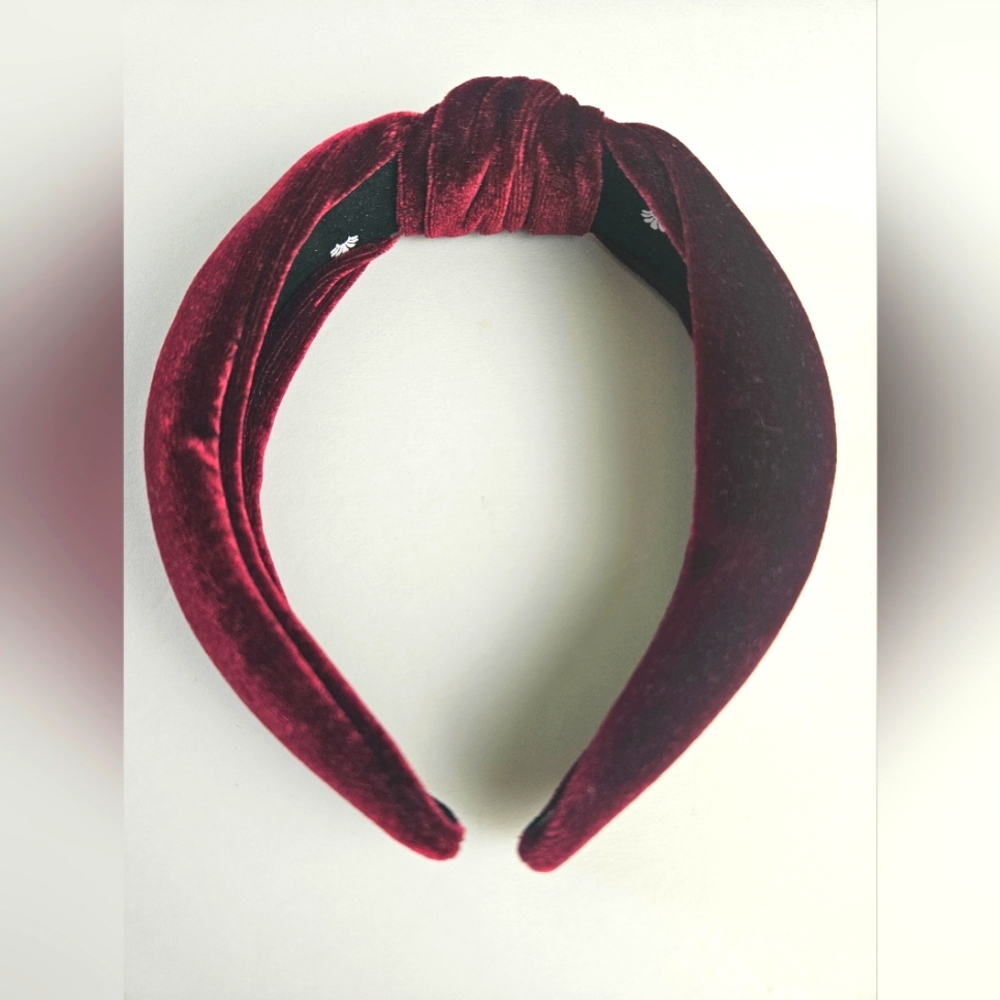 Lele Sadoughi Burgendy Velvet Knot Headband